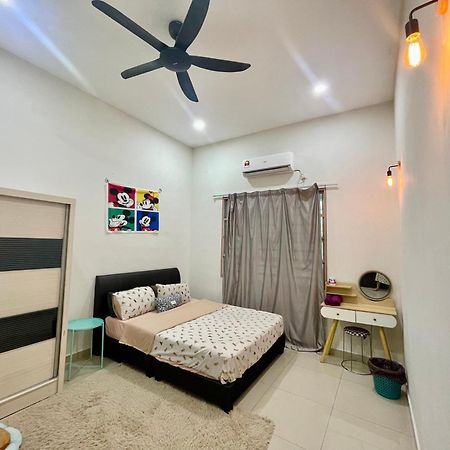 Comfort 36 Entire House At Alma Bukit Mertajam Exterior photo