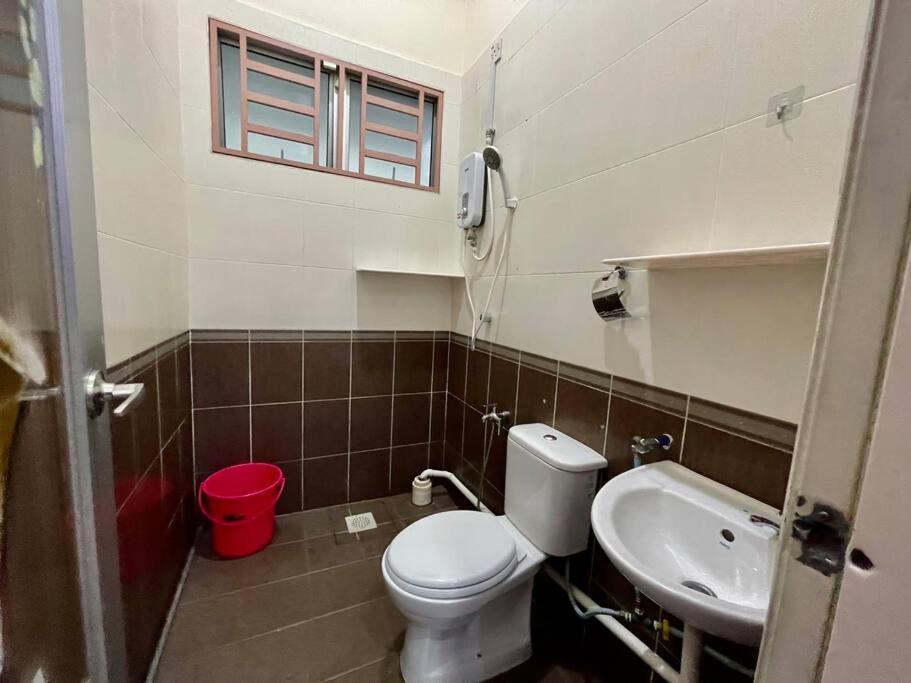 Comfort 36 Entire House At Alma Bukit Mertajam Exterior photo