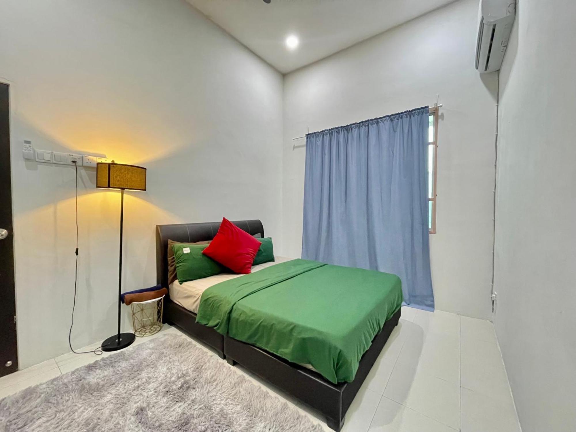 Comfort 36 Entire House At Alma Bukit Mertajam Exterior photo