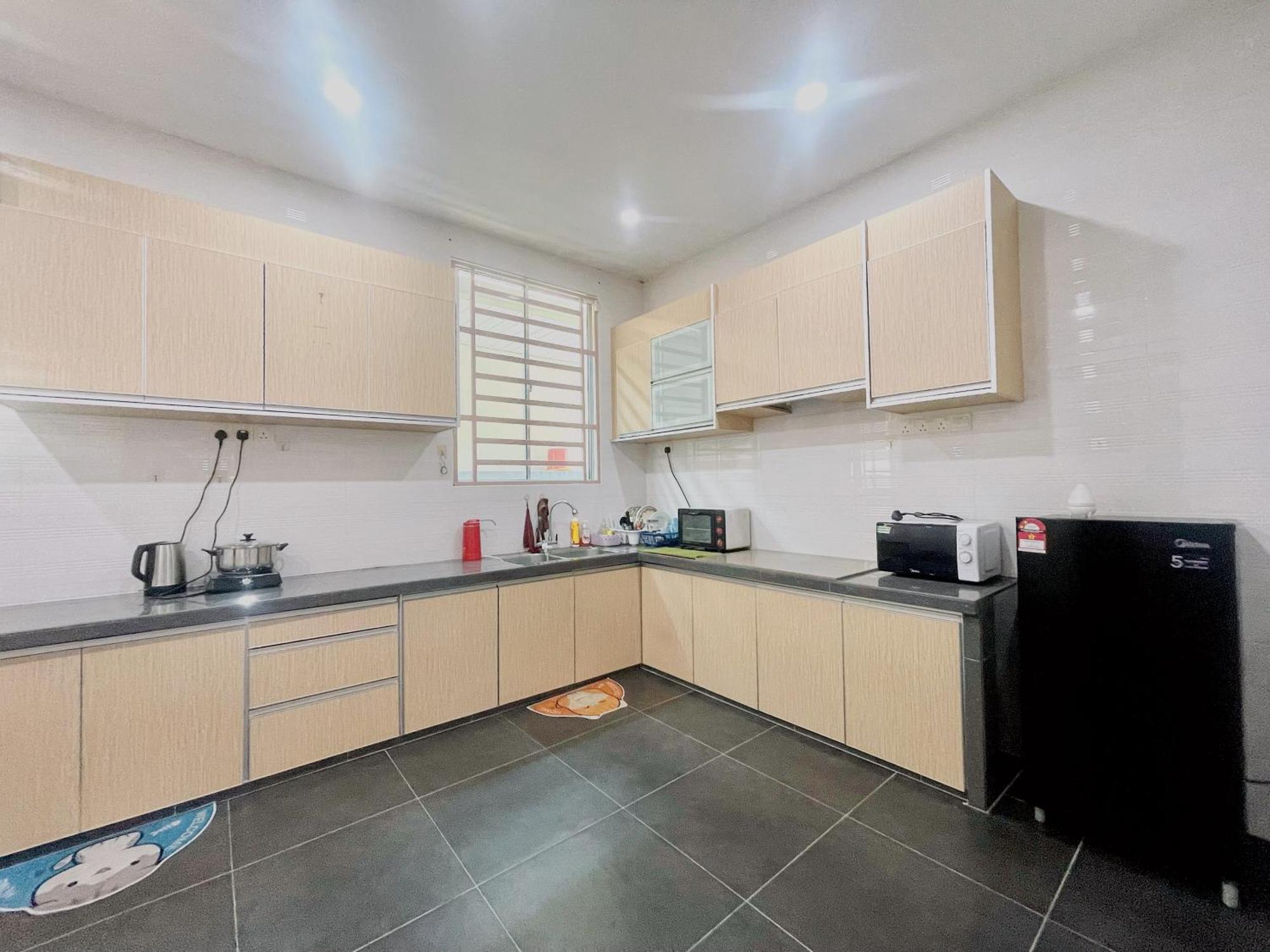 Comfort 36 Entire House At Alma Bukit Mertajam Exterior photo