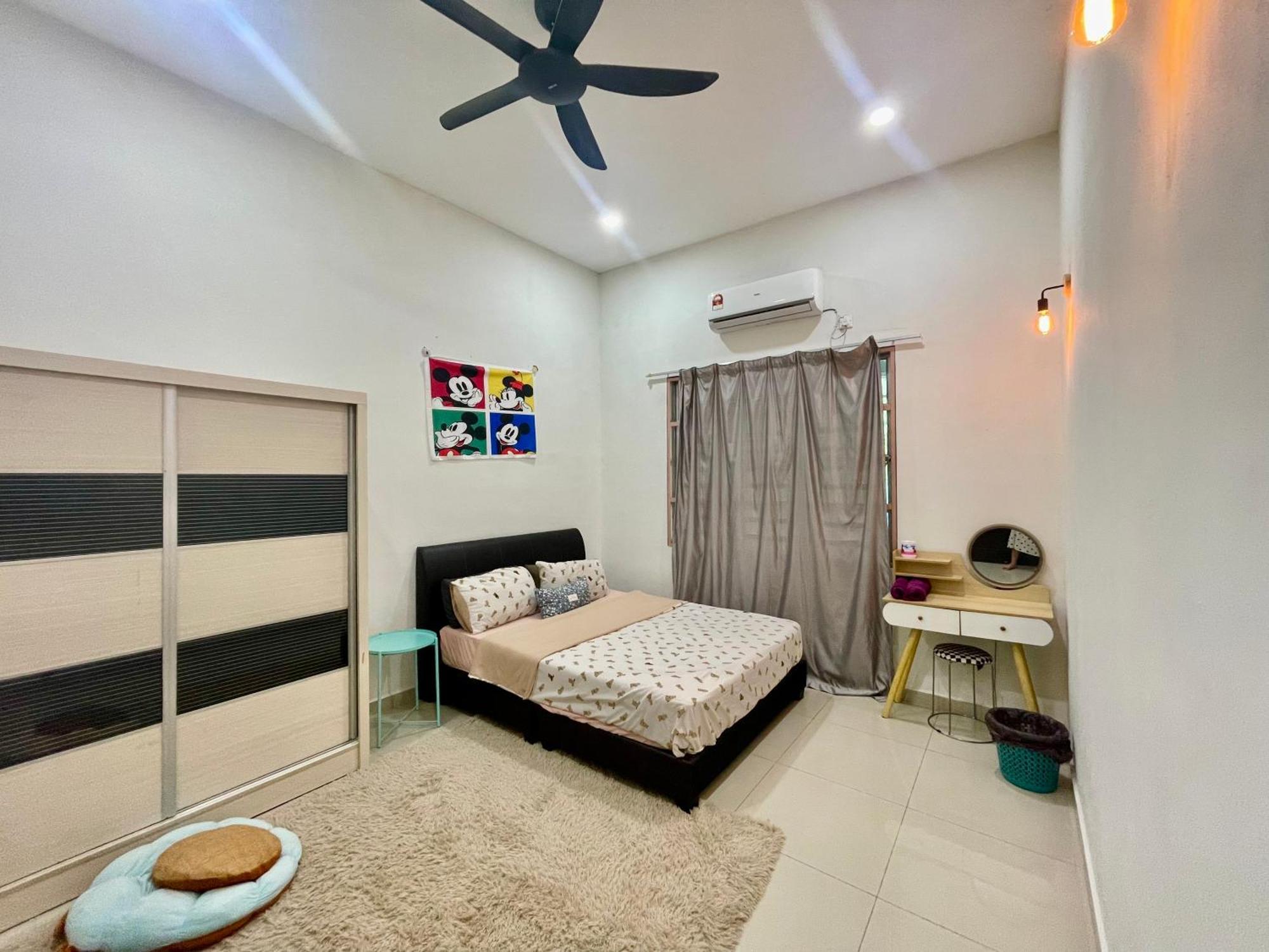 Comfort 36 Entire House At Alma Bukit Mertajam Exterior photo